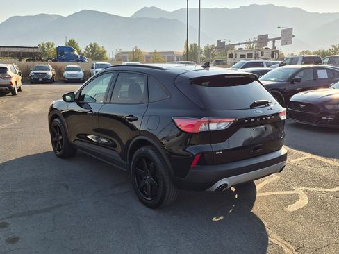 Used 2020 Ford Escape SE Sport AWD/4WD image 9