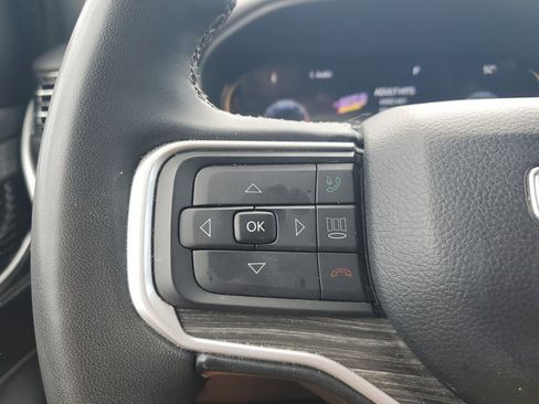 Used 2023 Jeep Wagoneer L Series III RWD image 20