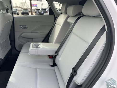 Used 2025 Hyundai Kona Limited image 17