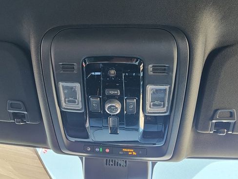 New 2026 GMC Yukon XL Denali image 41