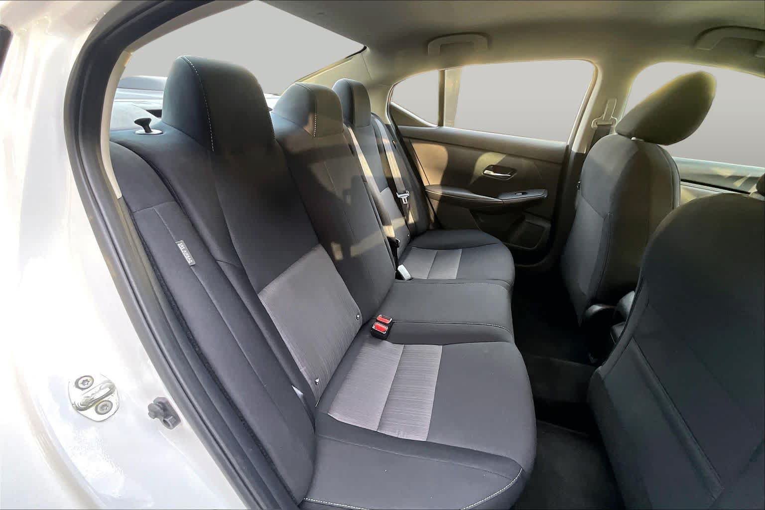 Certified 2023 Nissan Sentra SV FWD image 20