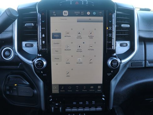 Used 2024 RAM 2500 Laramie w/ Sport Appearance Package image 21