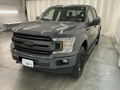 Used 2018 Ford F150 XLT w/ Equipment Group 302A Luxury image 8
