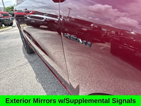 Used 2024 Dodge Durango R/T RWD image 14