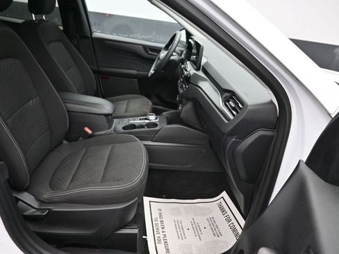Used 2023 Ford Escape Active image 9
