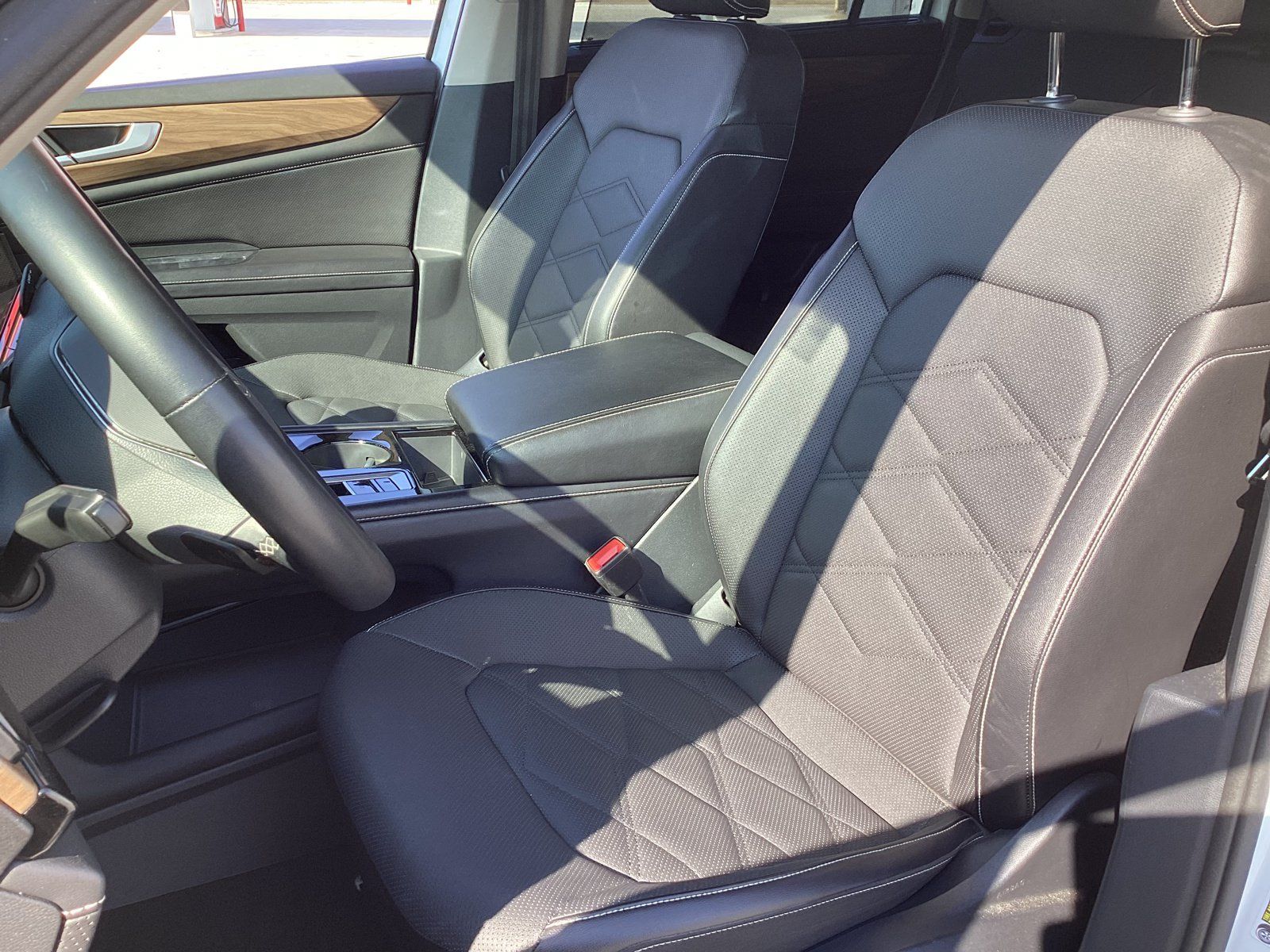 Used 2024 Volkswagen Atlas SE AWD/4WD image 10