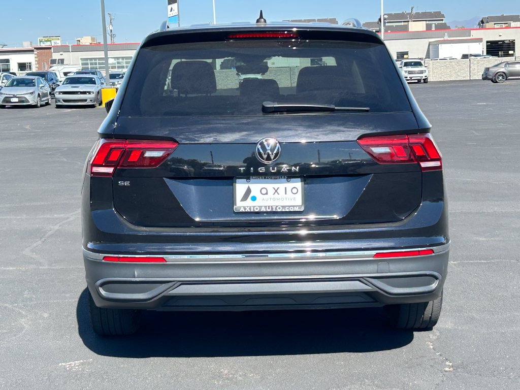 Used 2022 Volkswagen Tiguan SE FWD image 5
