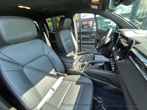 Used 2024 GMC Canyon Elevation w/ Convenience Package AWD/4WD image 22
