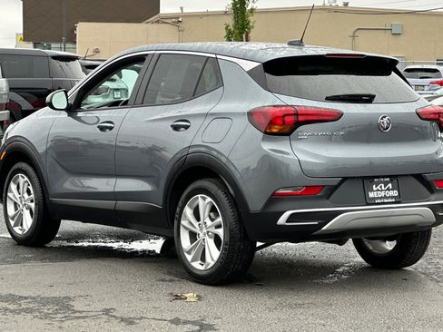 Used 2022 Buick Encore GX Preferred w/ Cold Weather Comfort Package AWD/4WD image 7
