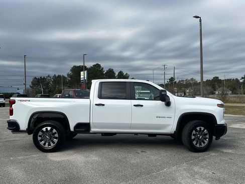 New 2026 Chevrolet Silverado 2500 Custom image 10