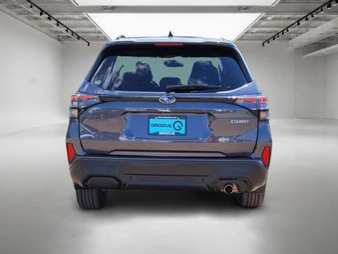 Used 2025 Subaru Forester Touring AWD/4WD image 5