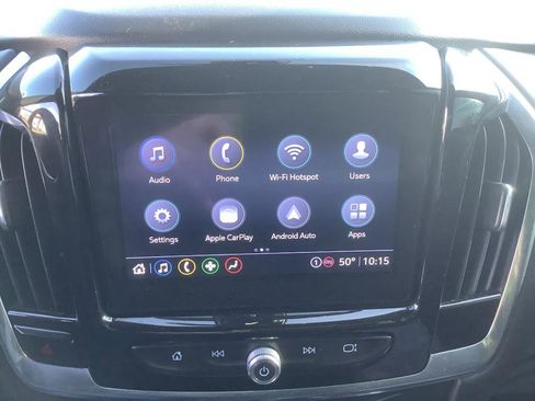 Used 2023 Chevrolet Traverse LT image 14