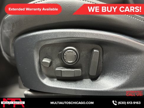 Used 2017 Jaguar F-PACE S image 32