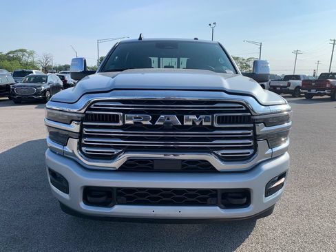 Used 2026 RAM 2500 Laramie AWD/4WD image 14