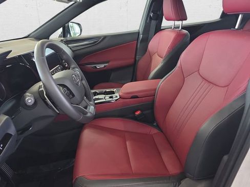 Certified 2025 Lexus NX 250 FWD w/ Accessory Package (2T) image 15