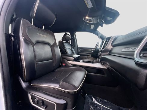 Used 2024 RAM 1500 Laramie image 28