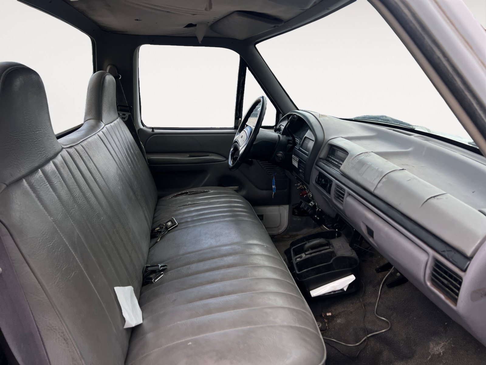 Used 1996 Ford F450 2WD Regular Cab Super Duty image 14