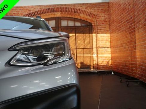 Used 2020 Subaru Outback Limited image 69