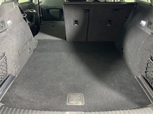 Used 2025 Audi Q6 e-tron Premium w/ Convenience Package image 14