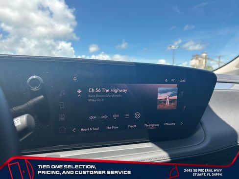 Used 2025 Buick Encore GX Sport Touring FWD image 29