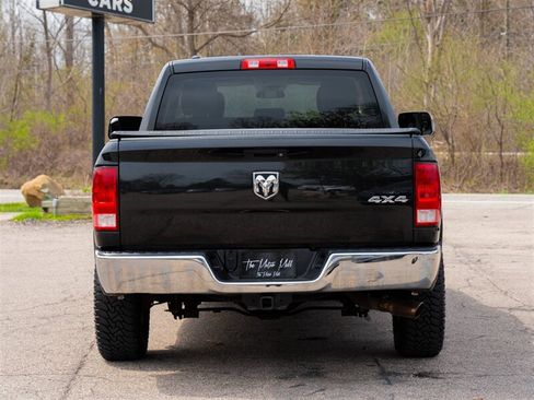 Used 2017 RAM 1500 ST w/ SXT Appearance Group AWD/4WD image 6