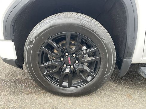 Used 2022 GMC Sierra 1500 Elevation w/ LPO, Elevation Black Package image 32