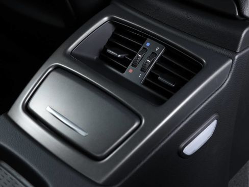 Used 2011 BMW M3 Coupe image 65