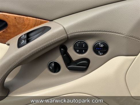 Used 2008 Mercedes-Benz SL 550 image 6