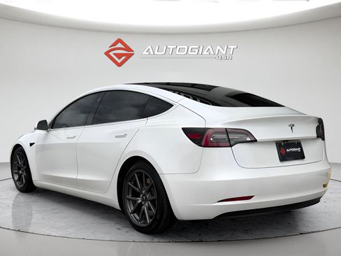 Used 2020 Tesla Model 3 Standard Range Plus RWD image 11