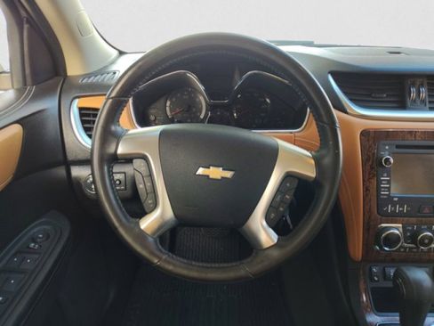 Used 2013 Chevrolet Traverse LT image 15