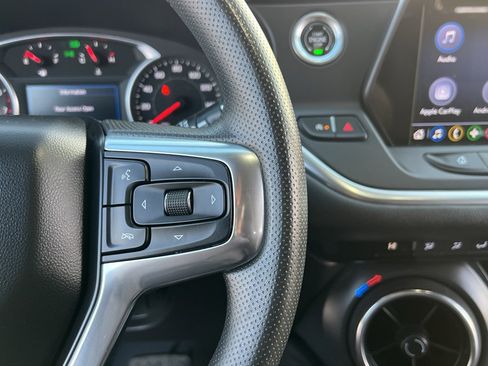 Used 2021 Chevrolet Blazer LT image 32