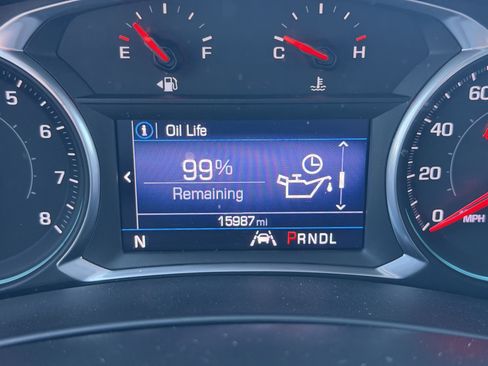 Used 2020 Chevrolet Equinox LT image 32