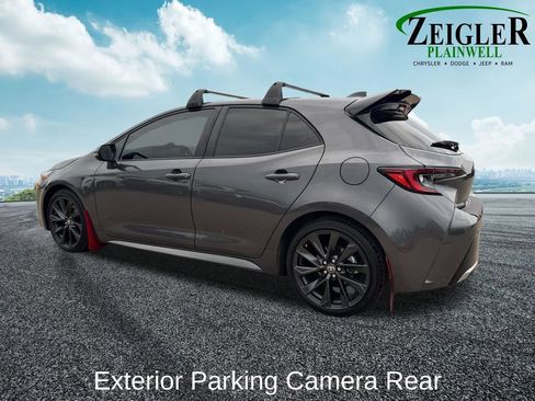 Used 2025 Toyota Corolla XSE FWD image 3