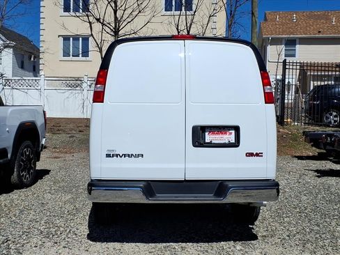 New 2026 GMC Savana 2500 w/ Driver Convenience Package image 5