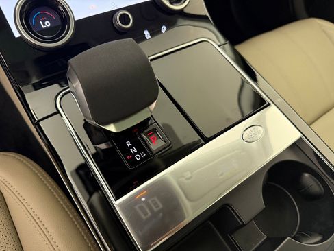 Used 2023 Land Rover Range Rover Velar S AWD/4WD image 17