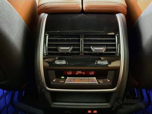 Used 2026 BMW X5 M60i AWD/4WD image 31