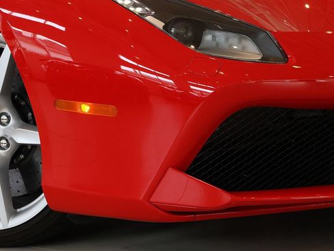 Certified 2018 Ferrari 488 Spider RWD image 14