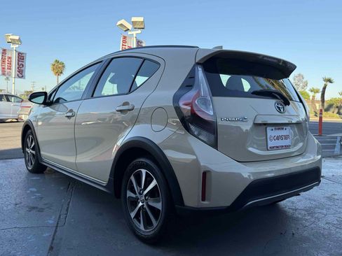 Used 2018 Toyota Prius C Two image 6