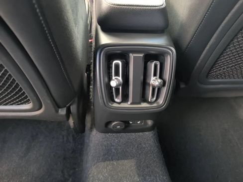 Used 2021 Volvo XC40 P8 Recharge w/ Advanced Package AWD/4WD image 23