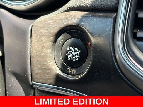 Used 2018 Jeep Grand Cherokee Limited w/ Trailer Tow Group IV AWD/4WD image 26
