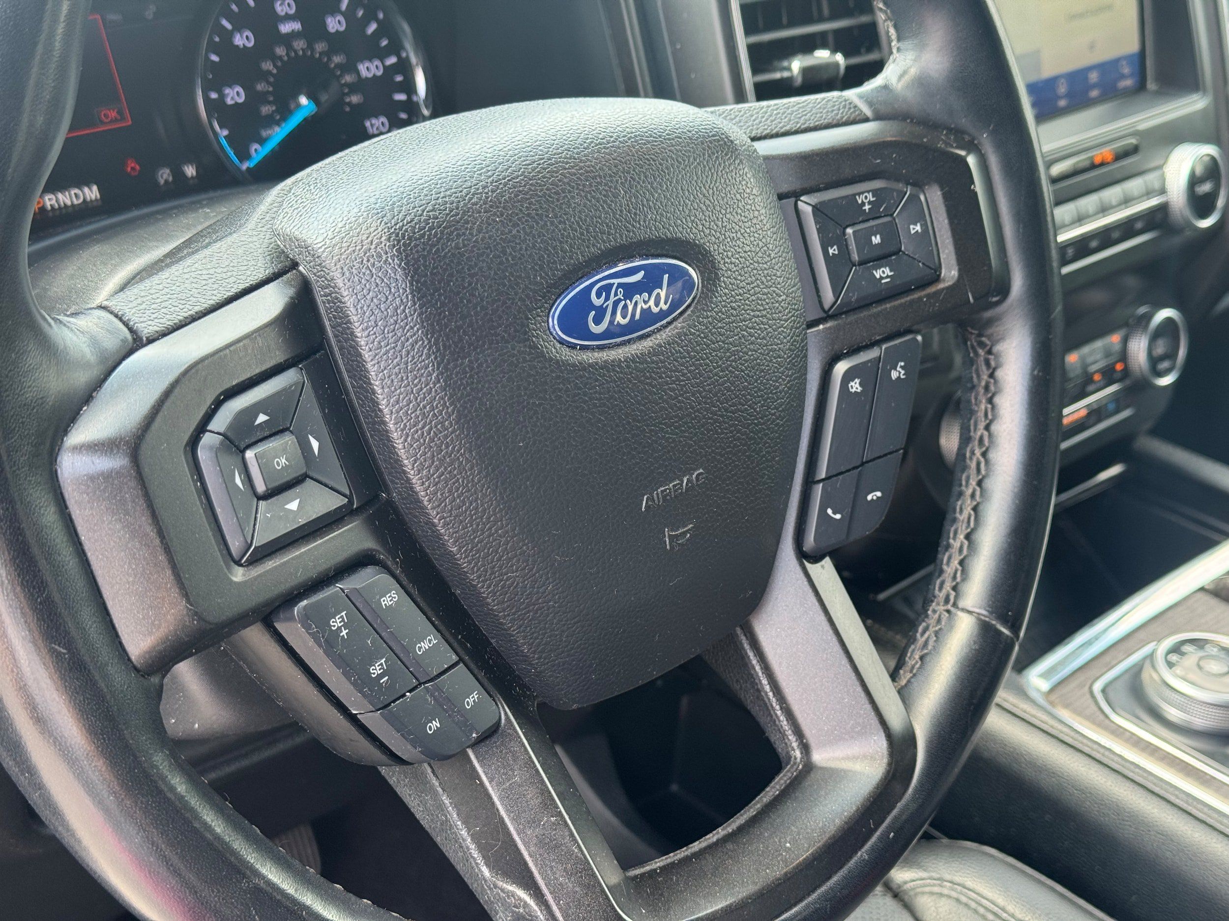 Used 2020 Ford Expedition Limited RWD image 9