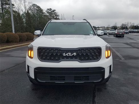 Used 2024 Kia Telluride EX X-Line image 2