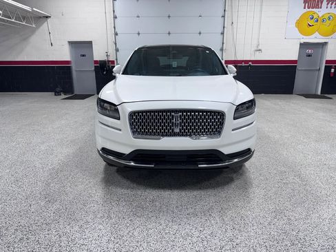 Used 2022 Lincoln Nautilus Reserve AWD/4WD image 8