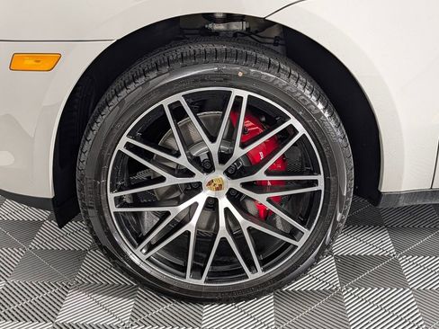 New 2026 Porsche Macan S image 11