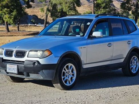 Used 2005 BMW X3 2.5i image 2
