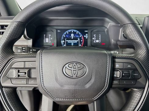 Used 2025 Toyota Tacoma SR5 image 19