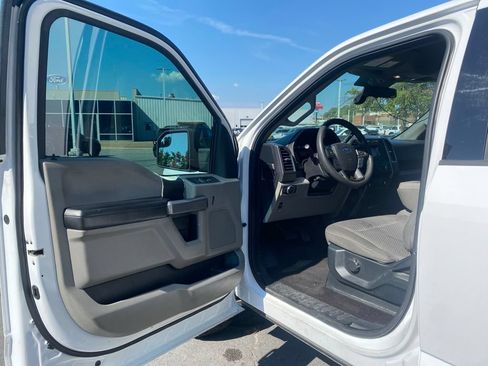 Used 2018 Ford F150 XLT AWD/4WD image 10