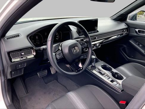 Used 2025 Honda Civic Sport image 17