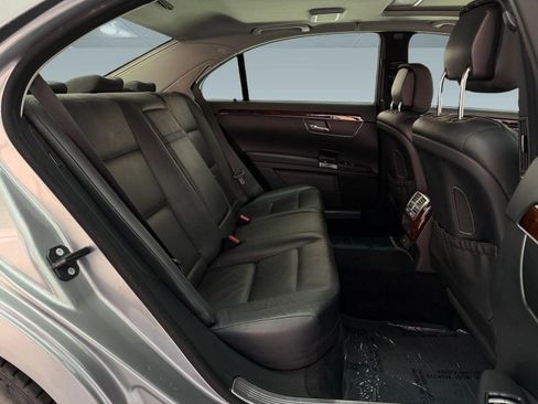 Used 2011 Mercedes-Benz S 550 image 25