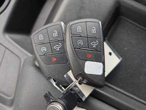 Used 2023 Chevrolet Silverado 1500 RST AWD/4WD image 32
